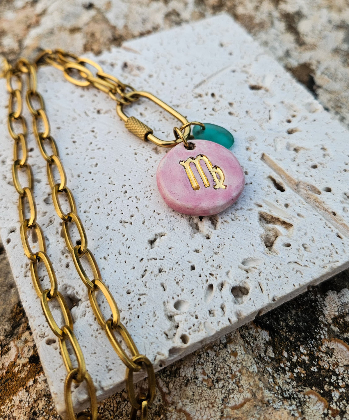 Collar Arcana